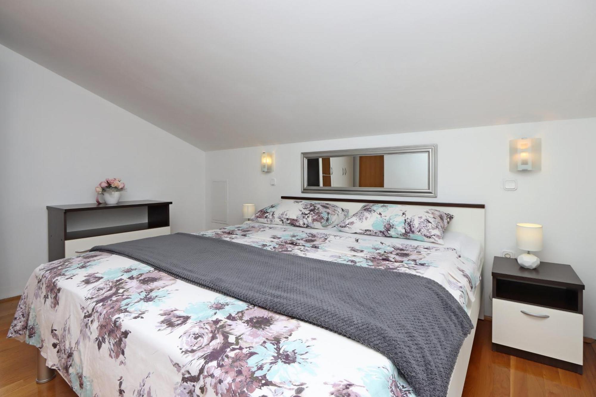 Seaside Apartments With A Swimming Pool Pag - 6412 Pag Town Room photo